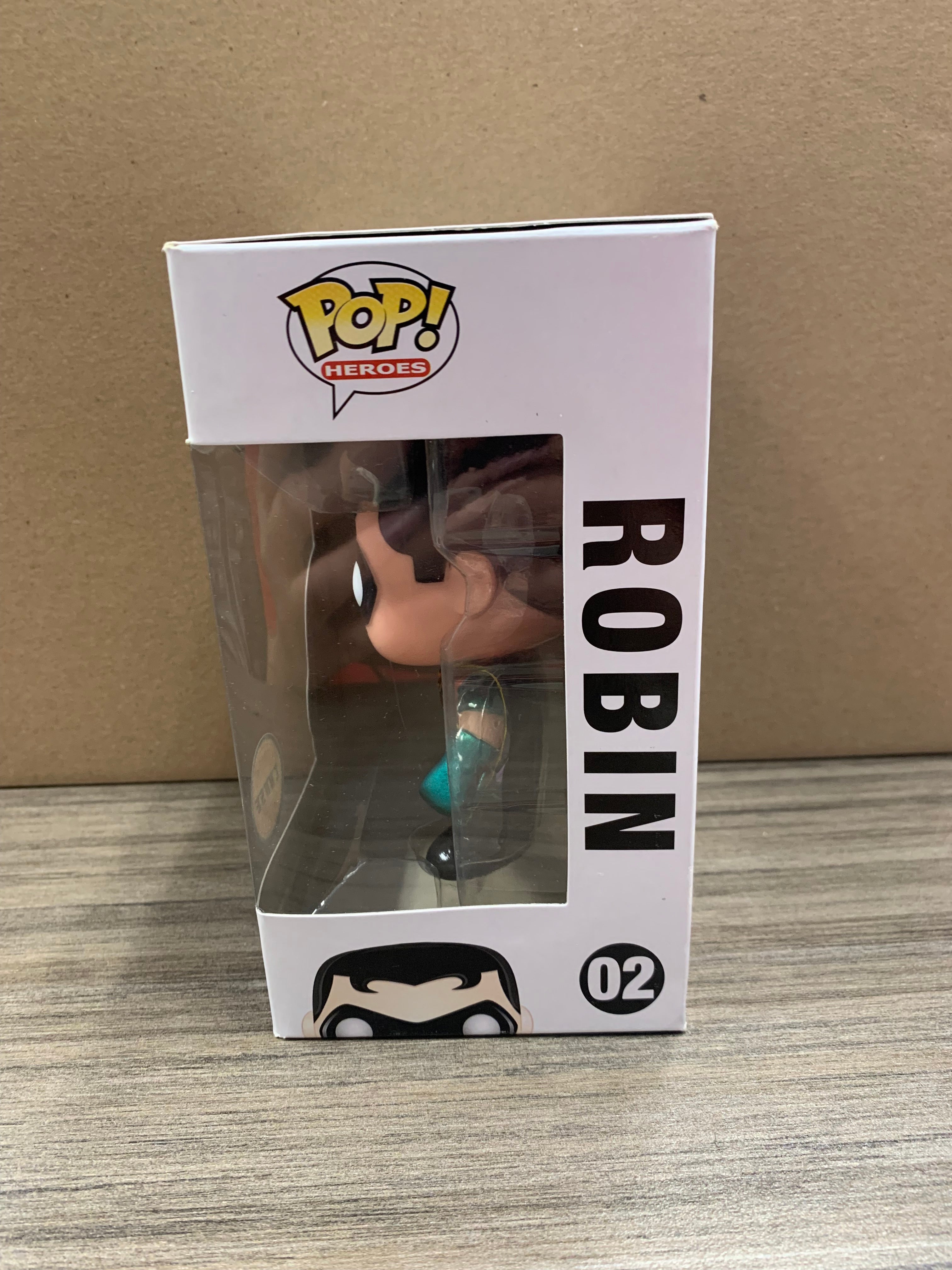 Robin DC Universe Chase Funko Pop