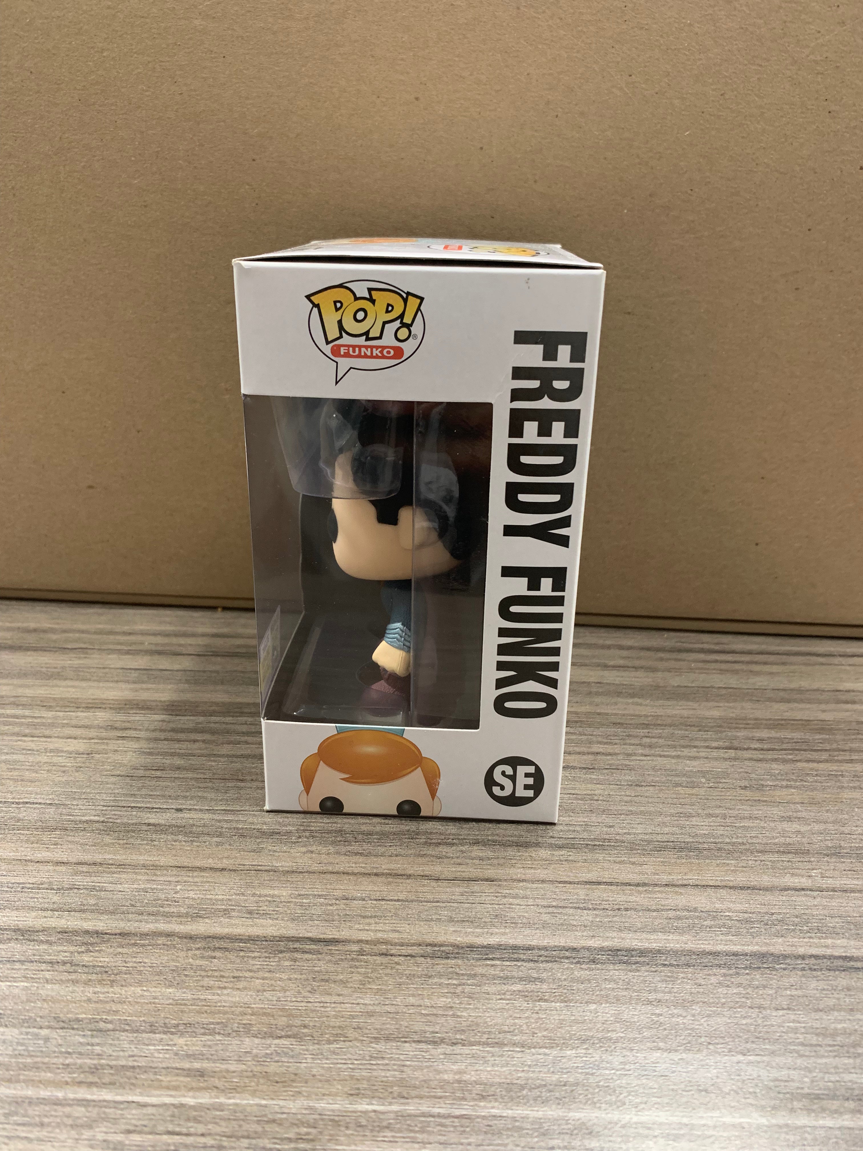 Freddy Funko as Superman SDCC (525 PCS) Funko Pop!