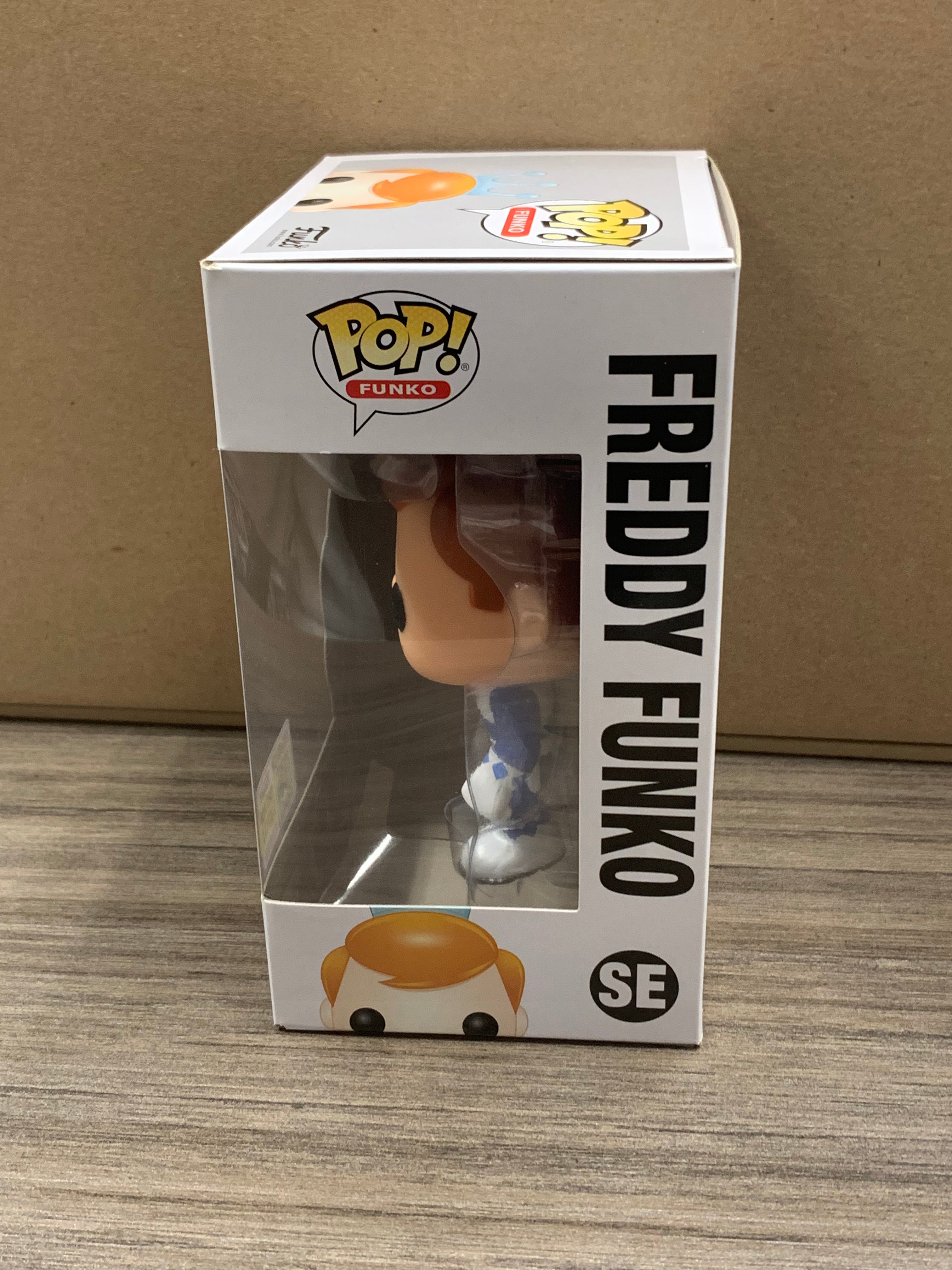 Freddy Funko as Blue Ranger (525 PCS) Funko Pop!