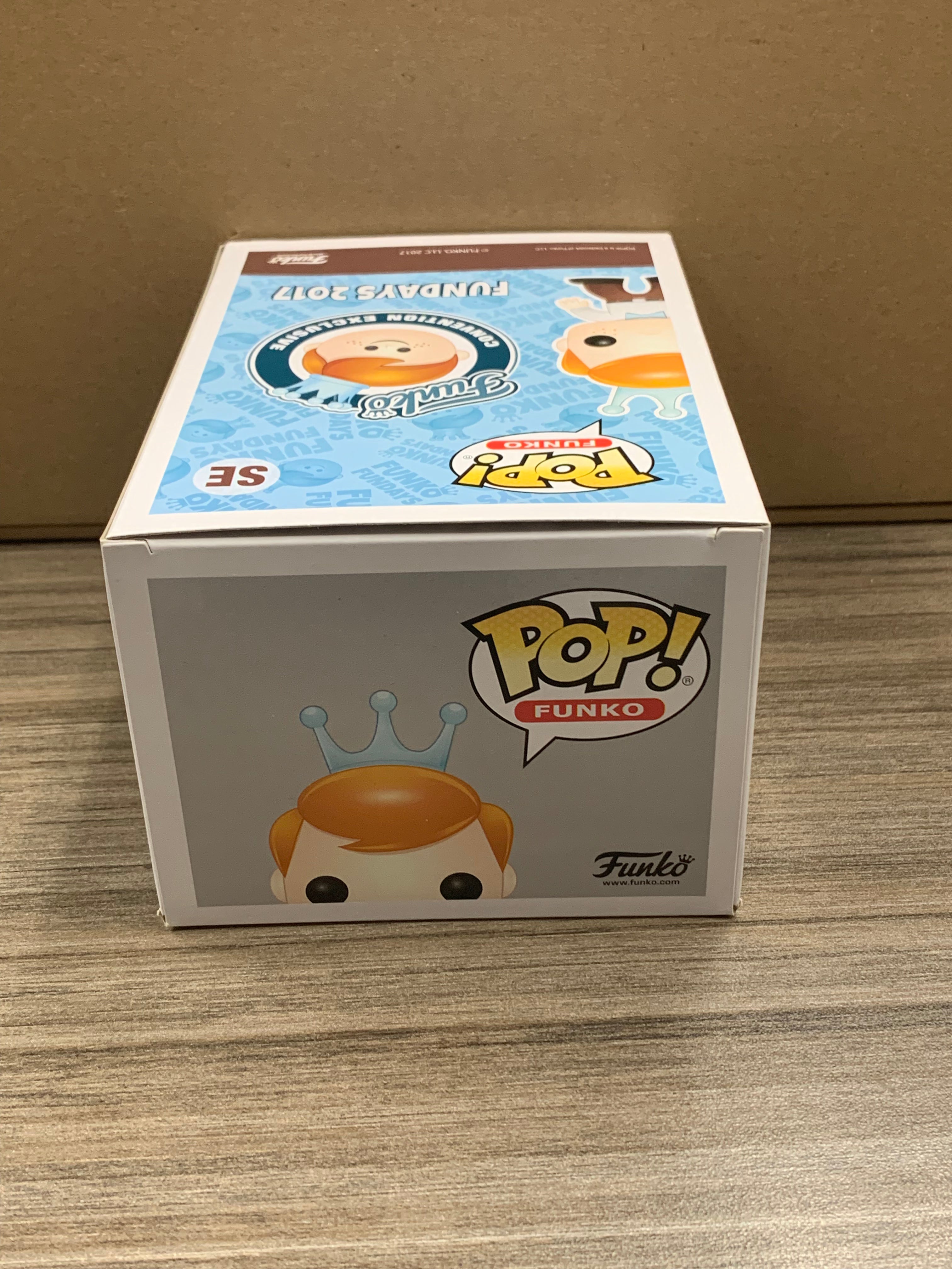 Freddy Funko as Blue Ranger (525 PCS) Funko Pop!