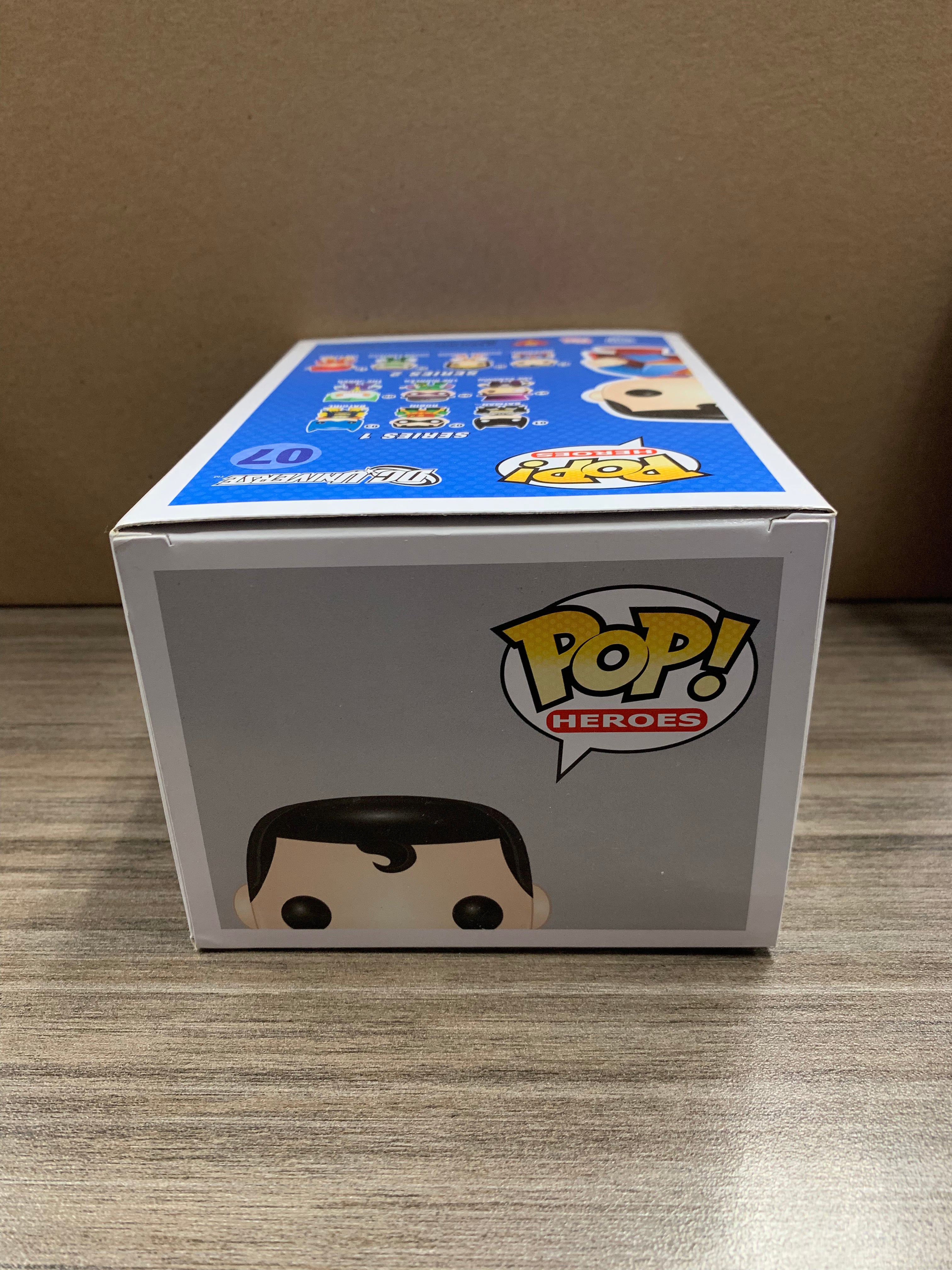 Superman CHASE 07 (2015) DC Universe Funko Pop